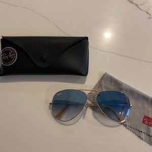 COPY - Ray Ban aviators